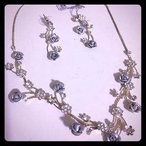 NWT Blue Rose and Rhinestone Jewelry Set SALE